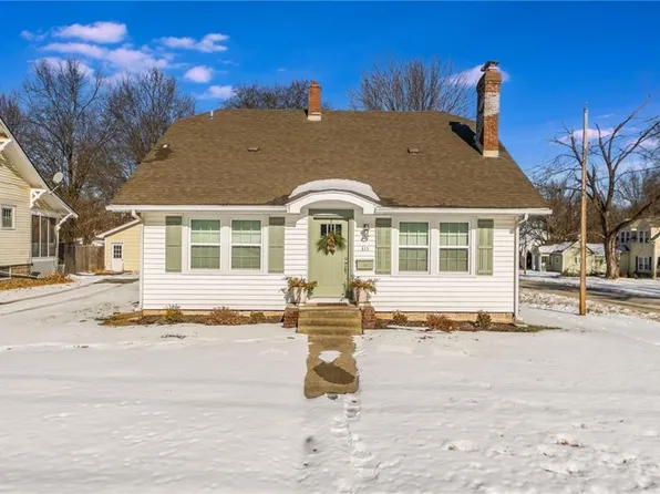 315 E Green St, Clinton, MO 64735