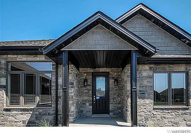 1st image of 9634 Garden Walk