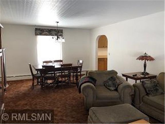 5th image of 300 3rd Ave NE