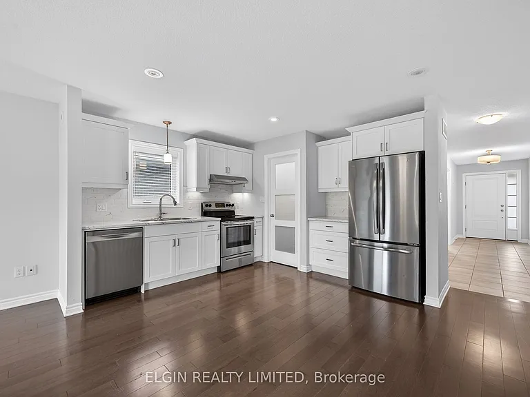 92 Renaissance Dr — Photo 10