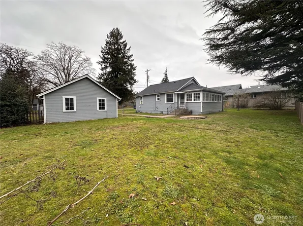 6925 52nd W #1, University Place, WA 98467