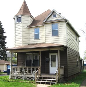 121 N 28th Ave W, Duluth, MN, 55806