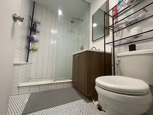 Rented by Arché Nest | media 11