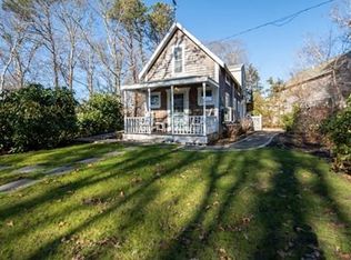 4 Winemack St, Oak Bluffs, MA 02557