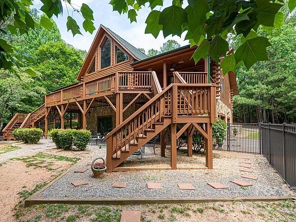 3rd image of 4963 Harbor View Dr W