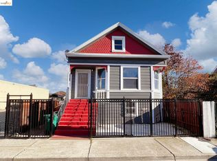 2122 Filbert St, Oakland, CA 94607