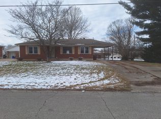 5500 Sterling Dr, Louisville, KY 40216