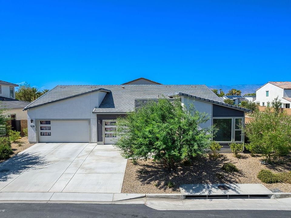 1st image of 82650 Sagrada Ct