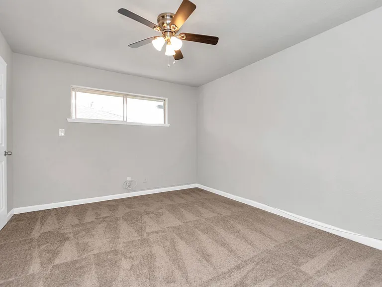 3655 Seabrook St #4 — Photo 16
