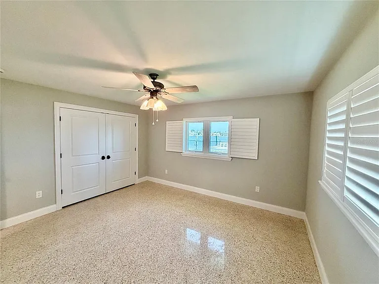 17045 Dolphin Dr — Photo 11
