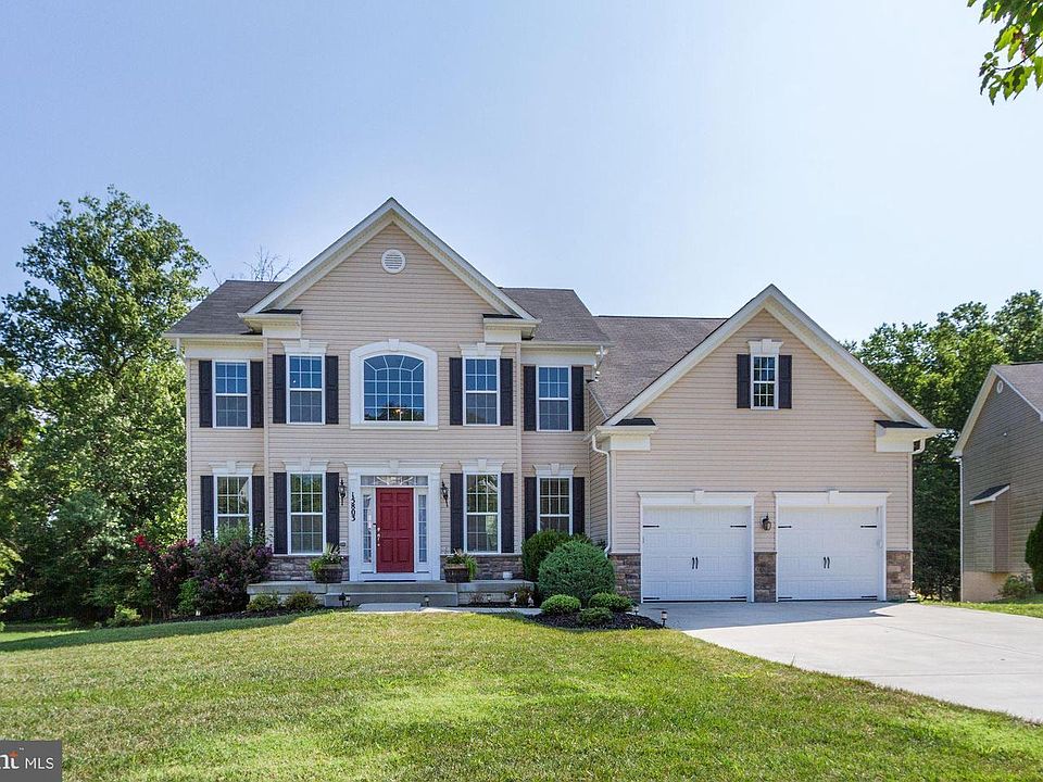 1st image of 15803 Joyce Ln