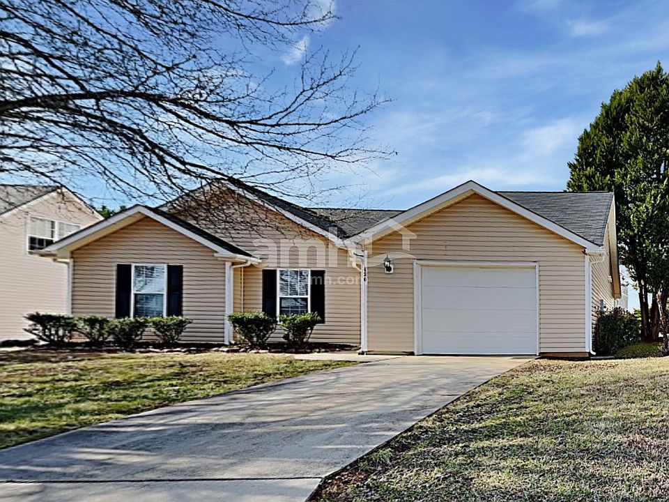 1st image of 430 Old Wood Ln