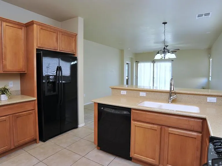 10577 E Water Poppy Rd — Photo 4