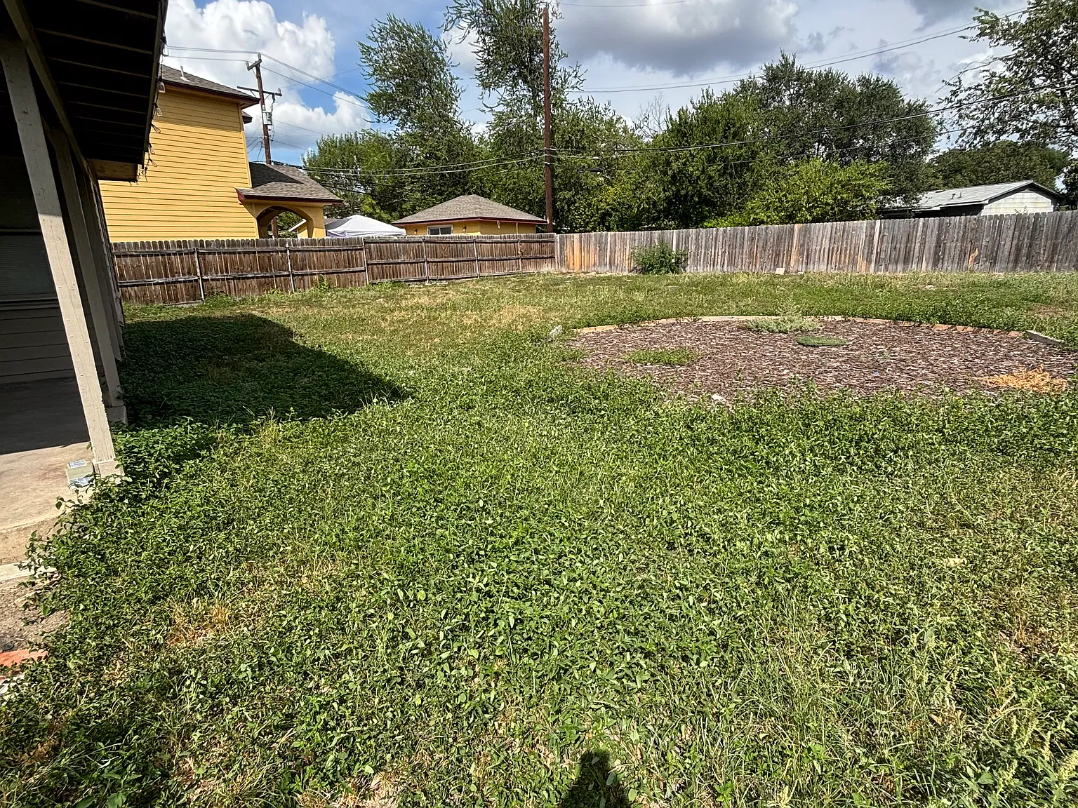 4 bed, 1336 sqft, $1,700 — Photo 2