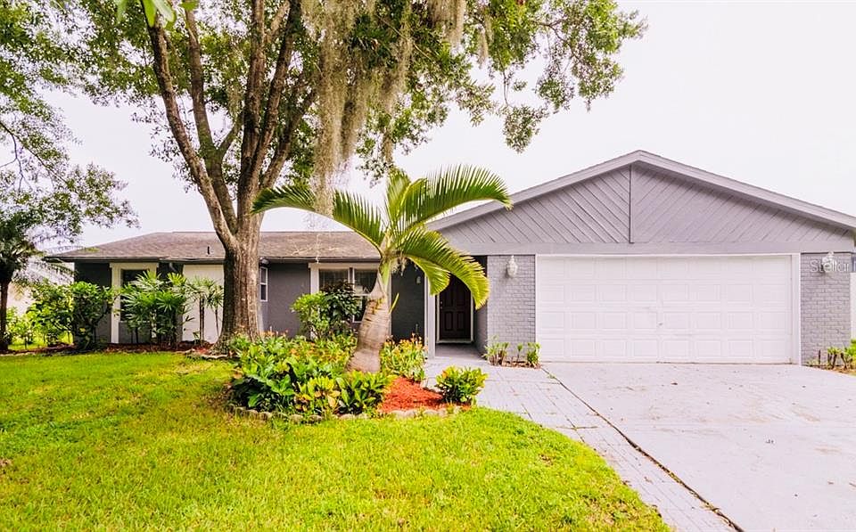 1st image of 5825 Silver Moon Ave