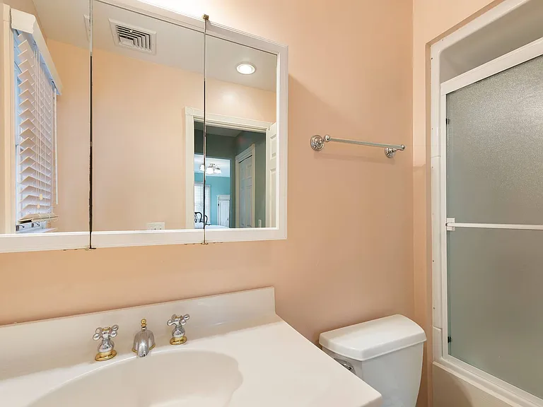 89 Pine St — Photo 12