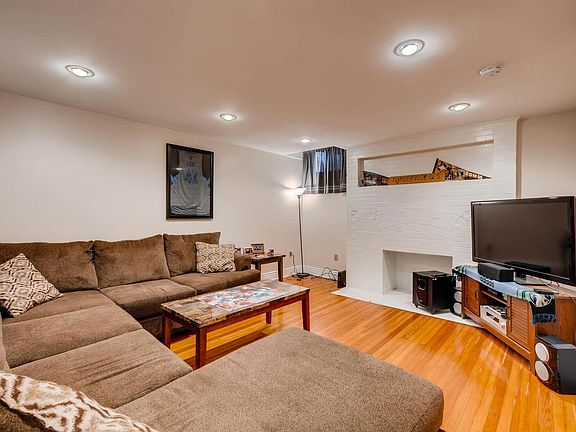 5th image of 1035 N Marion St #Basement