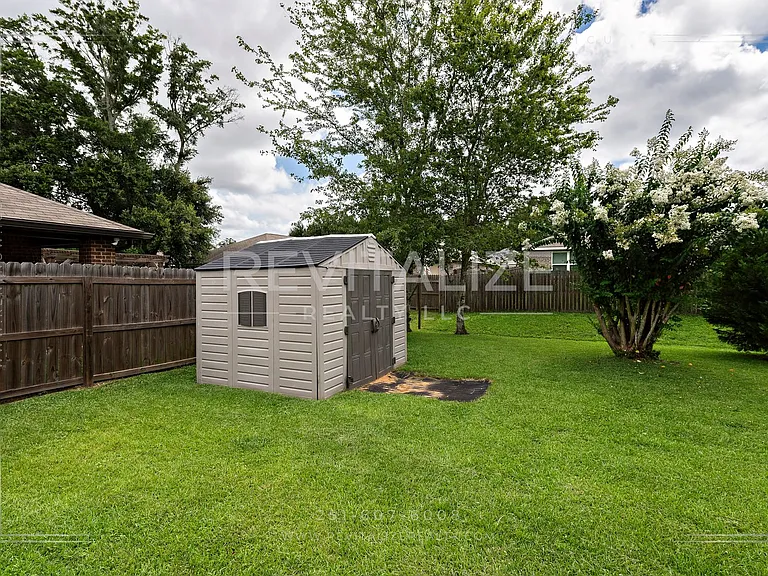 1549 Majesty Loop — Photo 42