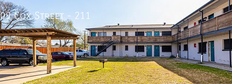 1729 Cox St — Photo 353