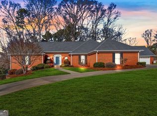 12195 Mountain Laurel Dr, Roswell, GA 30075