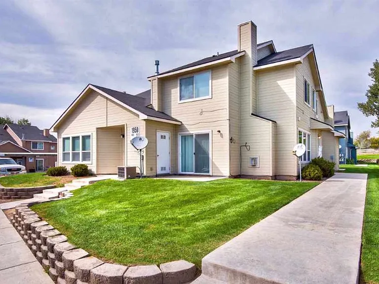 1950 Lexis Ln — Photo 20