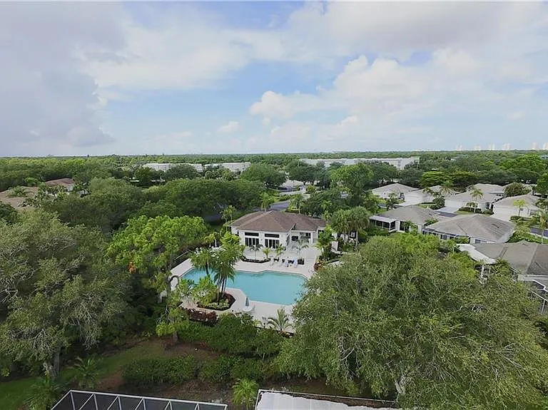 25727 Lake Amelia Way #105 — Photo 14