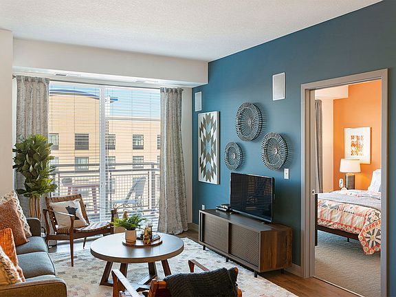 5th image of 5245 Wayzata Blvd #304