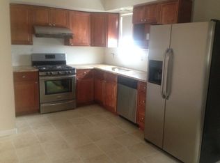 1937 Goodnaw St, Philadelphia, PA 19115