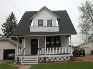 1032 6th Ave, Antigo, WI 54409
