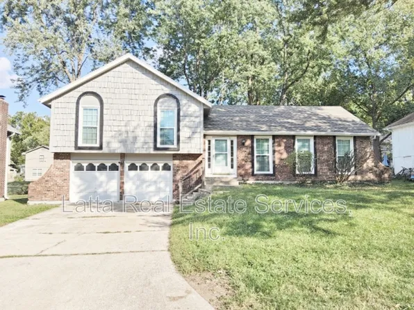 1100 SW 16th St, Blue Springs, MO 64015