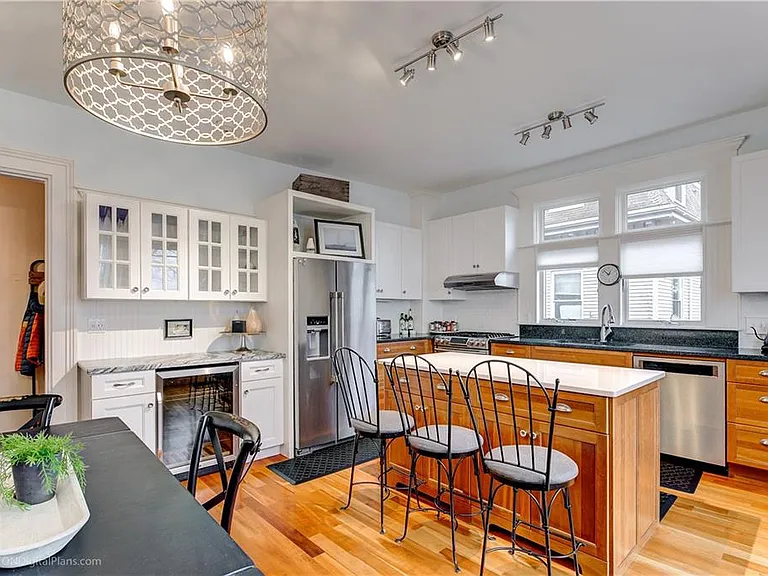 569 Spring St #2 — Photo 7