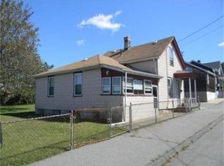 204 Sterling St, Fall River, MA 02721