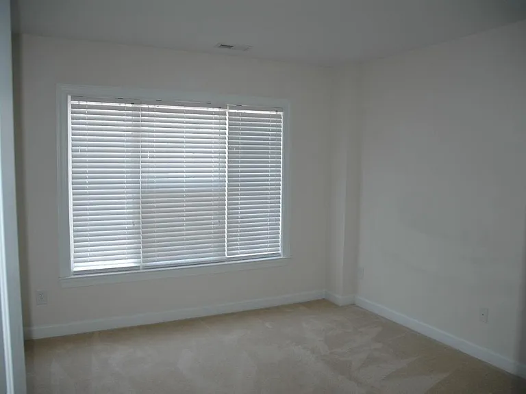 705 Kirkeenan Cir — Photo 5