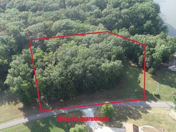 0 Possum Ln, Centralia, IL 62801