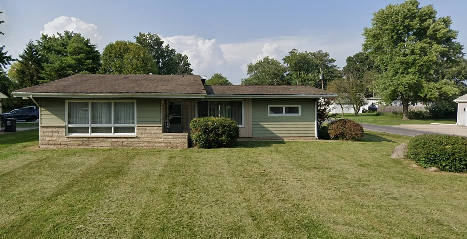 302 W Linden St photo 1