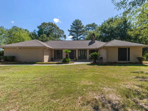 42 Serene Blvd, Hattiesburg, MS 39402