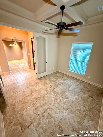 215 Evans Oak Ln — Photo 13