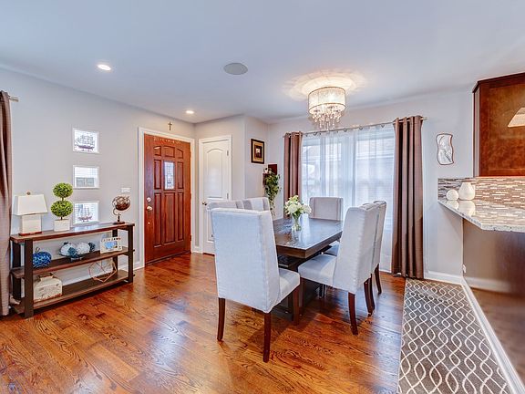 2nd image of 4552 N Ozanam Ave