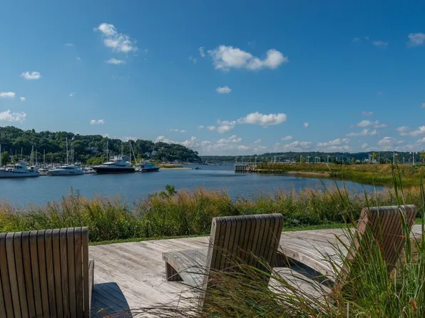 100 Garvies Point Road #1029, Glen Cove, NY 11542