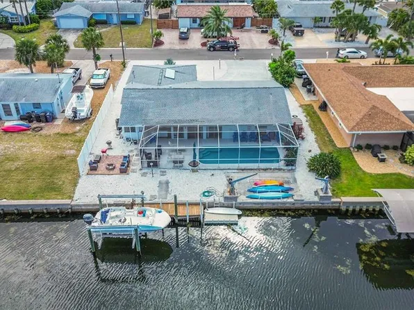 4012 99th St W, Bradenton, FL 34210