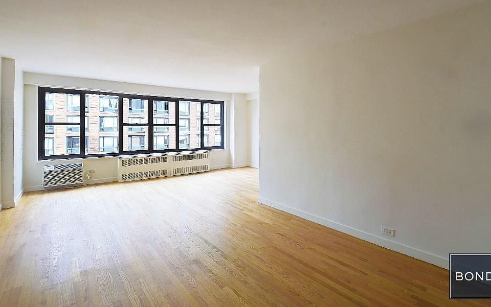 1st image of 145 4th Ave
