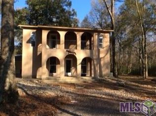 11211 Savoy Rd, Saint Amant, LA 70774