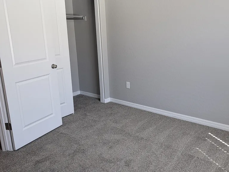 806 Crescent Moon Xing — Photo 14