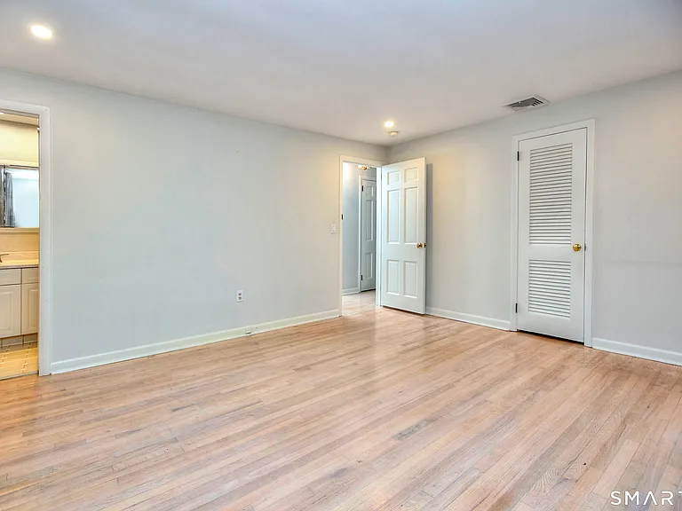 10 Woodcock Ln — Photo 20
