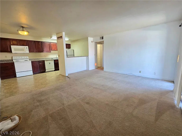 5134 River Glen Dr #240 — Photo 8