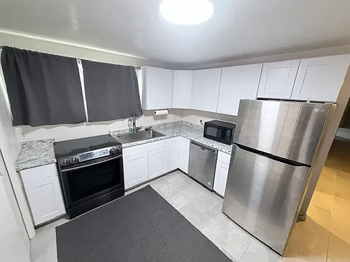 1073 E 120 S Photo 1