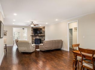 206 Sundew Ct, Southern Pines, NC 28387