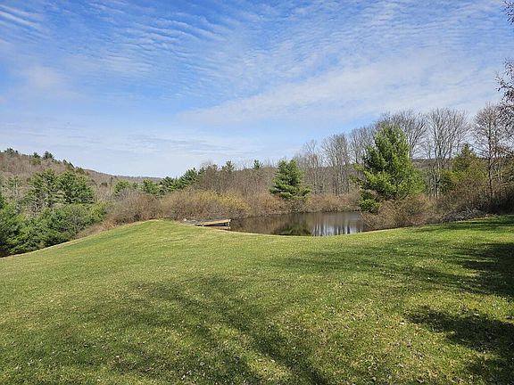 5th image of 121 Turnpike Rd