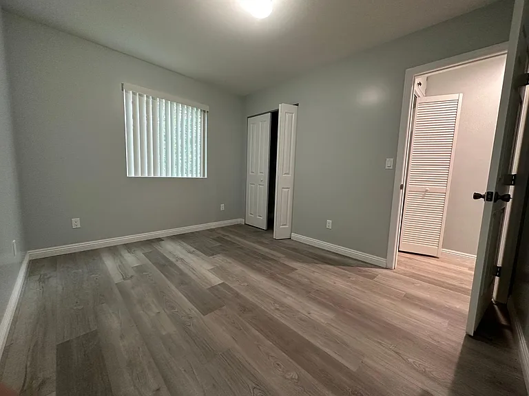 23625 Welby Way — Photo 7