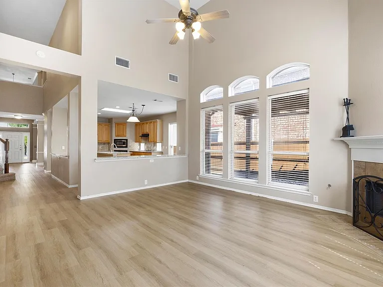 11650 Cape Royal Ln — Photo 15